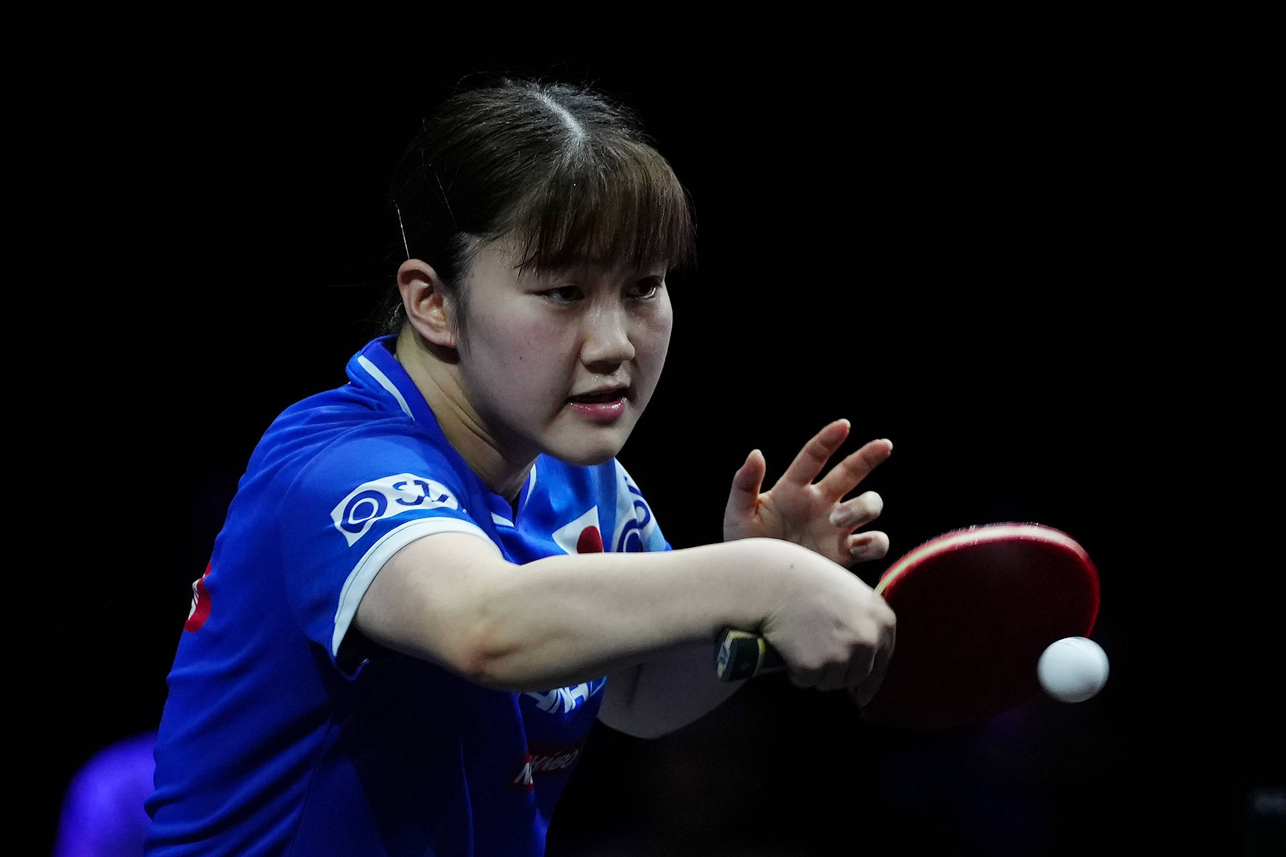 他展现了与 他展现了与