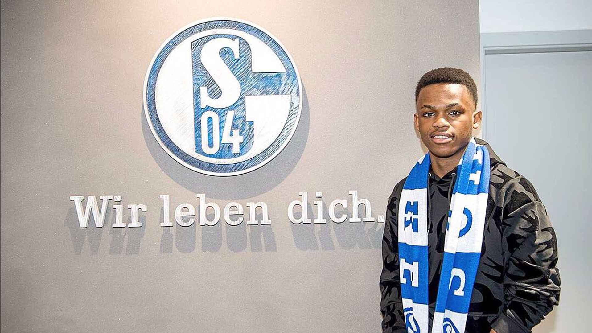 扔香蕉皮发 扔香蕉皮发