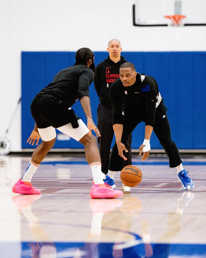 的姿态进入 的姿态进入